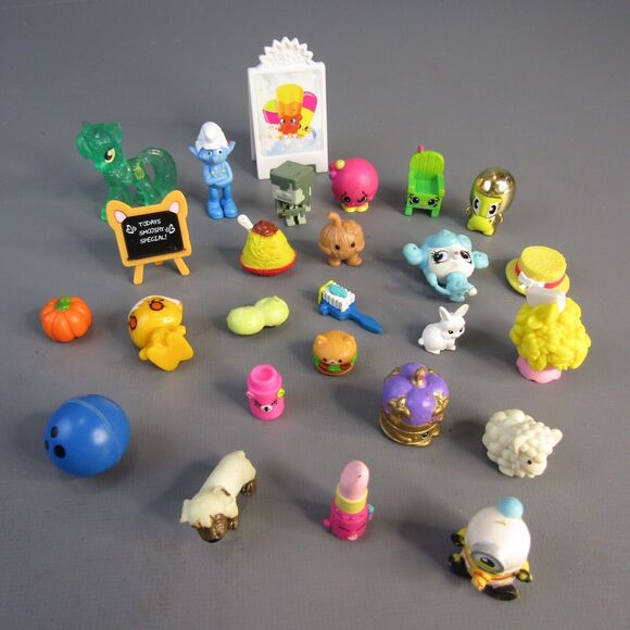 Shopkins Miniature Toys Lot Assorted‎ Collection Smurf My Little Pony Minecraft - Picture 1 of 8